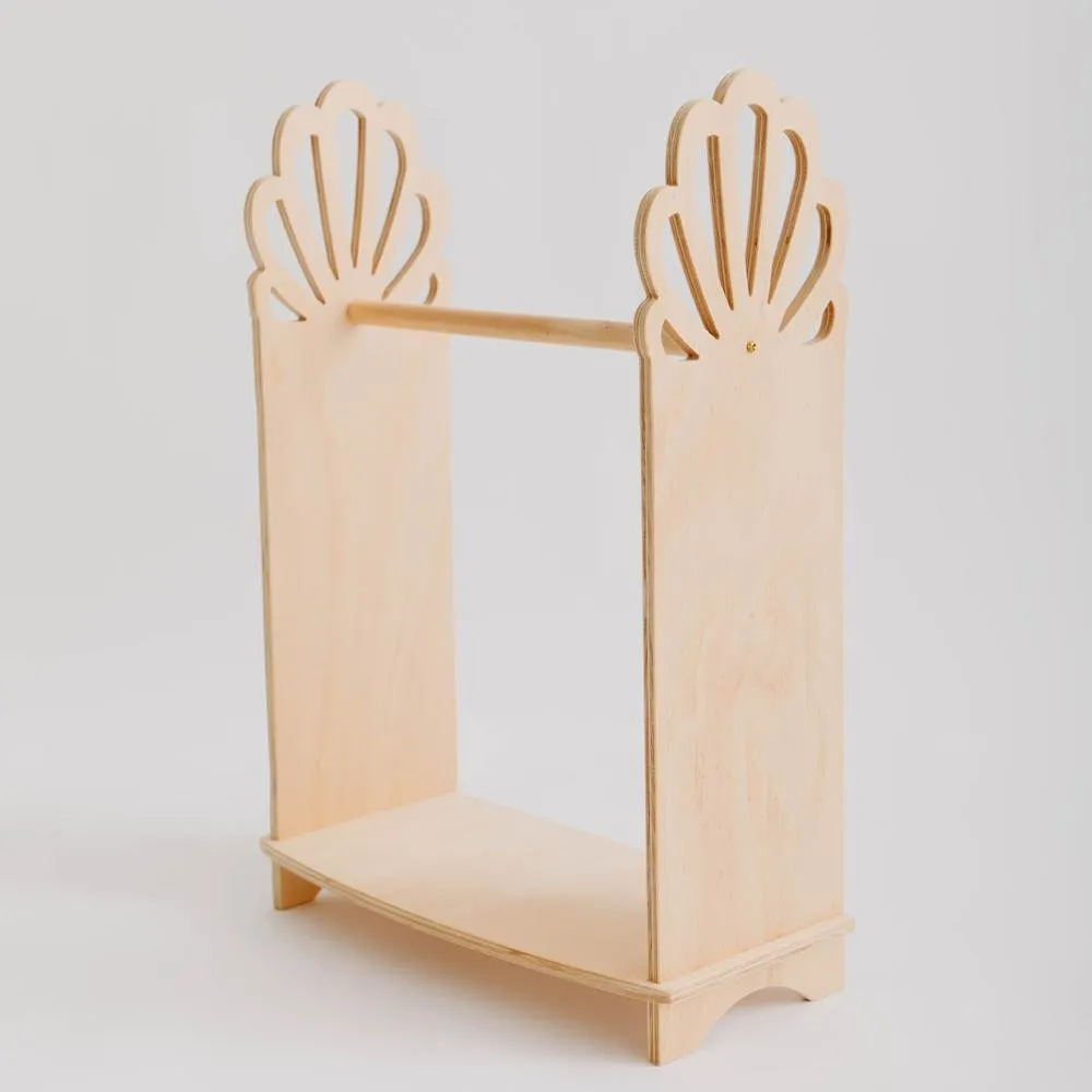 Shell Dolls Clothes Rack